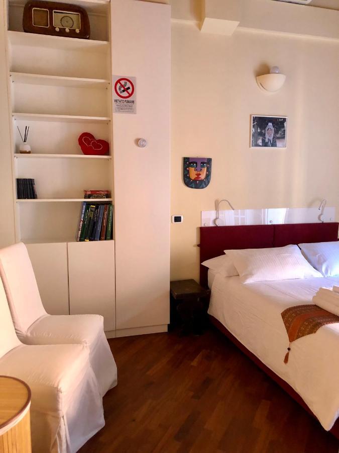 Apartamento Dame 4 Bolonia Exterior foto